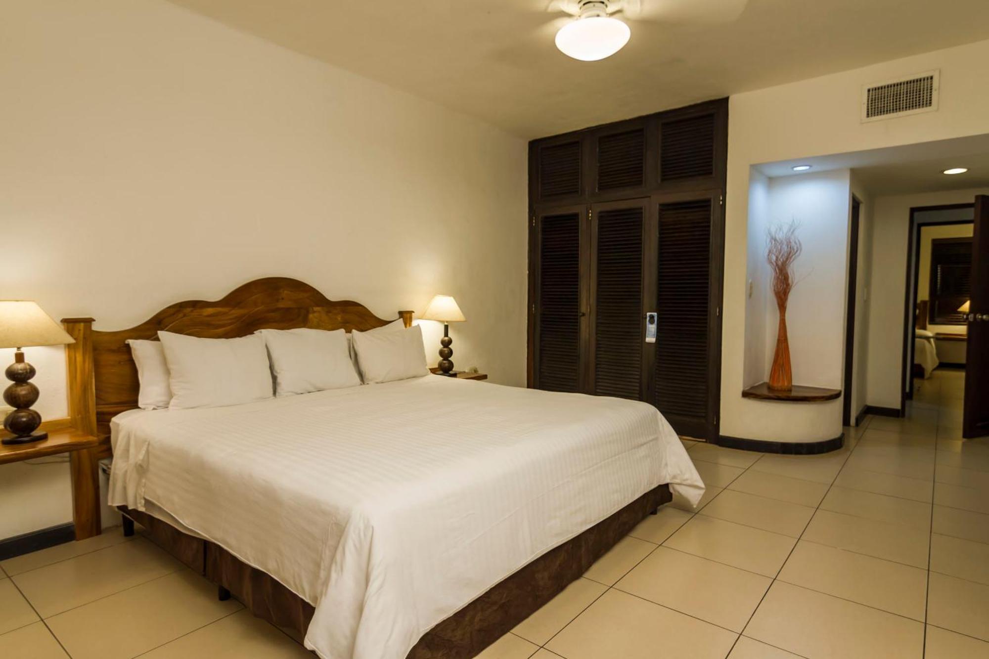 Hotel Soleil Pacifico Chulamar Zewnętrze zdjęcie