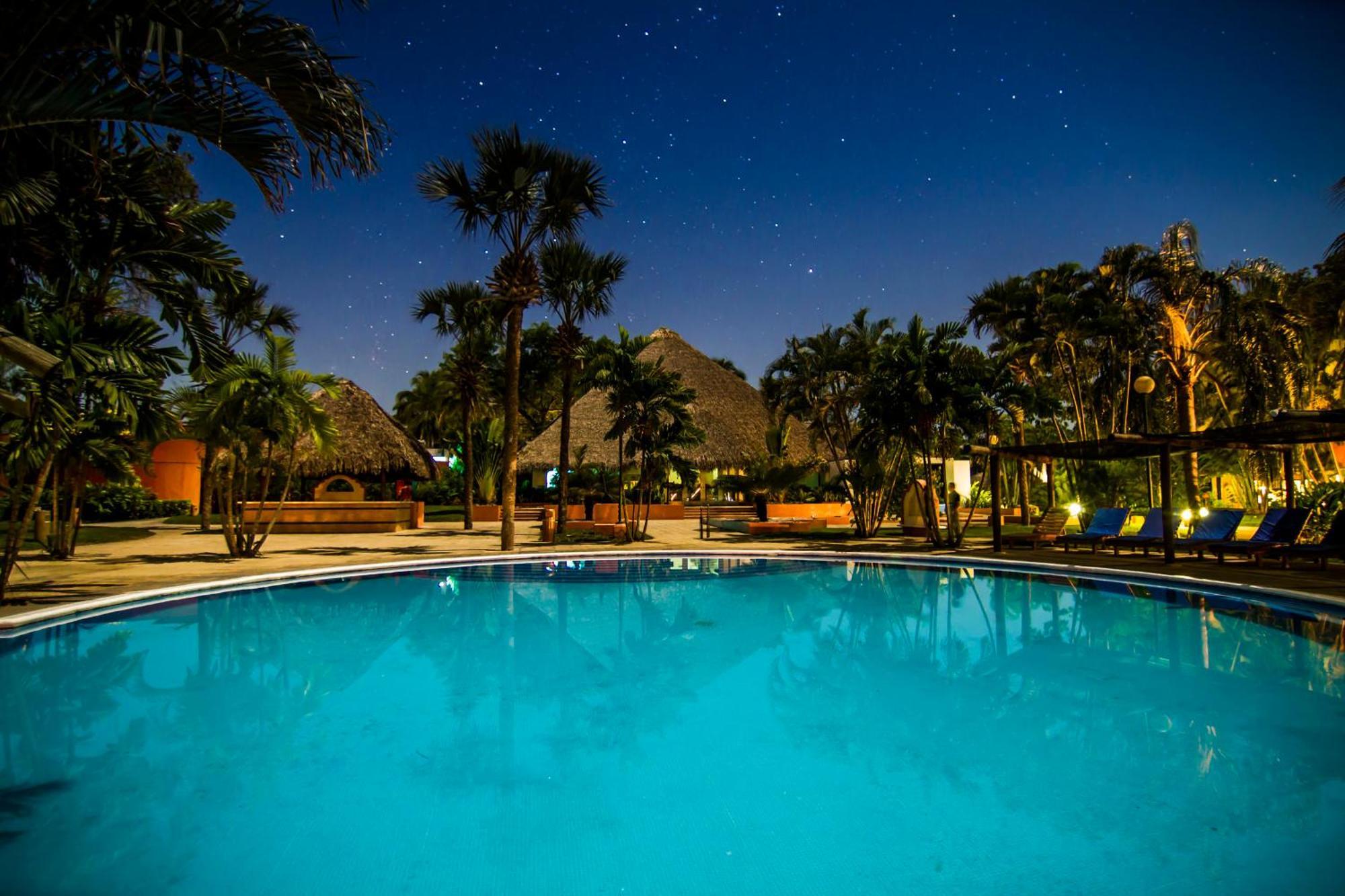Hotel Soleil Pacifico Chulamar Zewnętrze zdjęcie