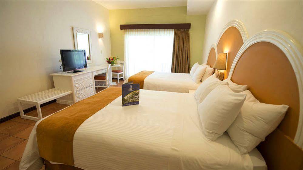 Hotel Soleil Pacifico Chulamar Zewnętrze zdjęcie