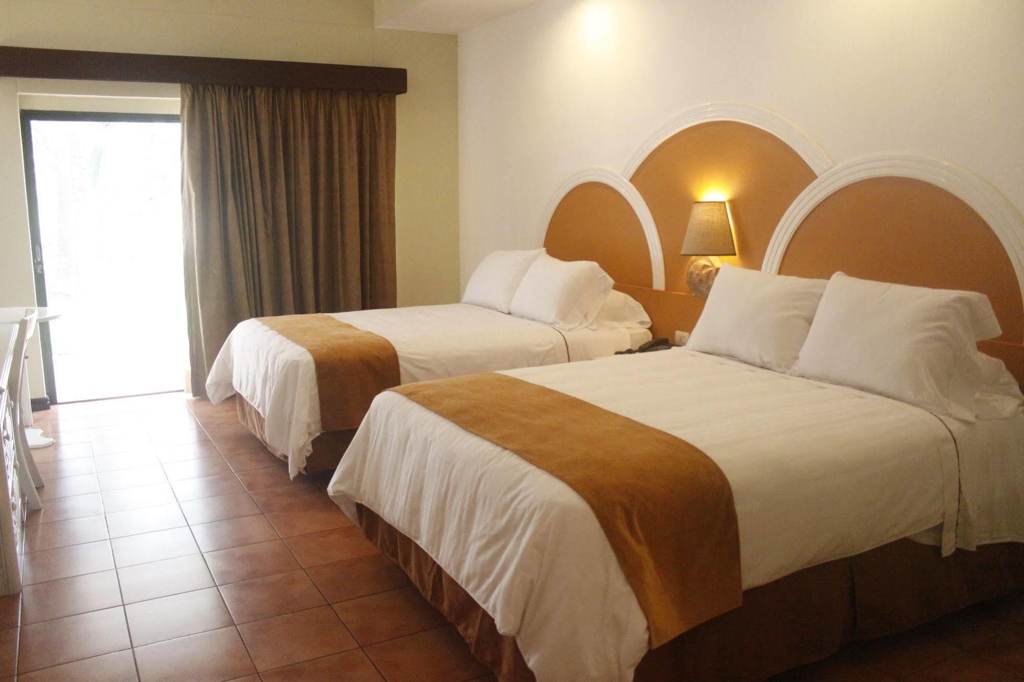 Hotel Soleil Pacifico Chulamar Zewnętrze zdjęcie